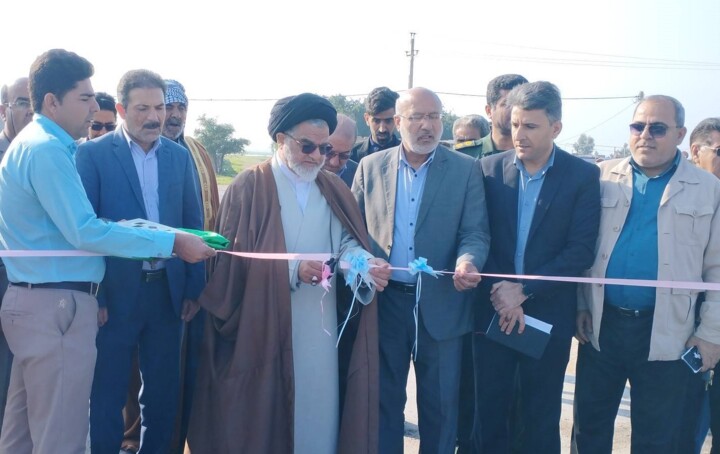 ۱۴۰میلیارد ریال برای طرح های عمران روستایی دهلران هزینه شده است ۱۴۰میلیارد ریال برای طرح های عمران روستایی دهلران هزینه شده است