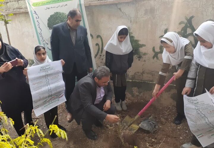 زنگ سبز در مدارس دهلران نواخته شد
