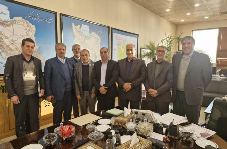 توسعه و تکمیل راه های موصلاتی ایلام شتاب می گیرند