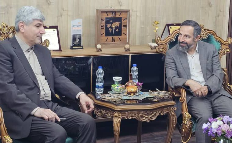 تأکید بر توسعه کشاورزی مکانیزه در مناطق آزاد؛ اشاره به پروژه ۲۲۰۰ هکتاری باغات در ماکو تأکید بر توسعه کشاورزی مکانیزه در مناطق آزاد؛ اشاره به پروژه ۲۲۰۰ هکتاری باغات در ماکو