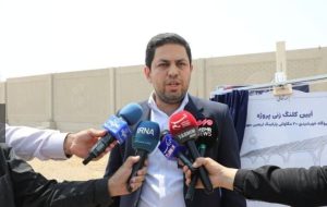 نیروگاه خورشیدی ۲۰ مگاواتی مهران سال آینده به شبکه می‌پیوندد